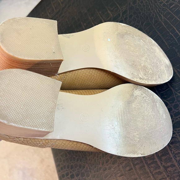 Ladies Booties - Picture 3 of 3